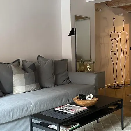 Apartamento 5 *